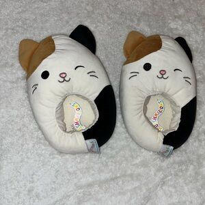 Squishmallow slippers size 9/10
